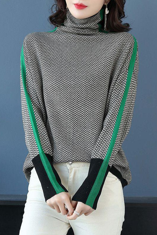 AMELIA™ | SUÉTER DE CUELLO ALTO CON RAYAS CONTRASTES